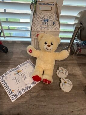 Build-A-Bear 2019 Cream Plush Teddy Bear Red Paws Box Shoes Record Voice
